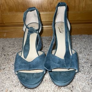 Seychelles Women's Journey Suede Sandal NWOT